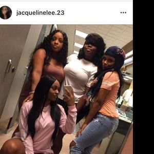 Meet your Posher, Jacqueline